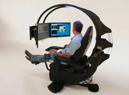 终极玩家梦寐以求的豪华帝王蝎电脑椅