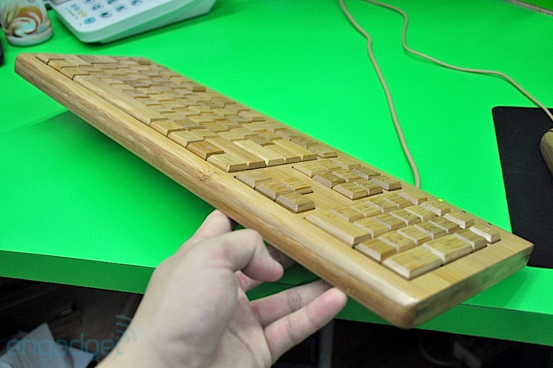 竹制键盘鼠标设计，高颜值光电套首选