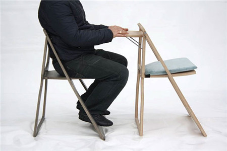 三款木制折叠椅，你需要一把舒适的折叠座椅-优概念