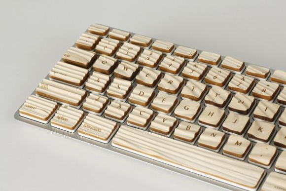 木质纹理键盘艺术设计，让艺术与电子产品融合