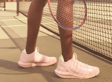 Nike网球鞋